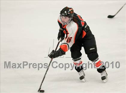 Thumbnail 1 in White Bear Lake vs Hill-Murray (Section 4AA Semifinal) photogallery.