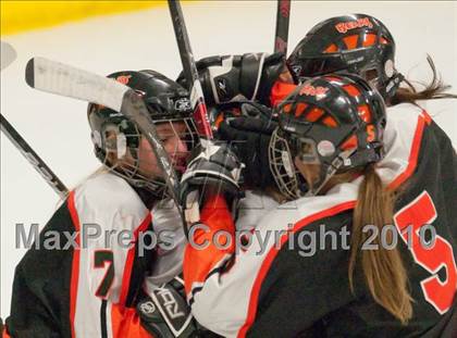 Thumbnail 2 in White Bear Lake vs Hill-Murray (Section 4AA Semifinal) photogallery.