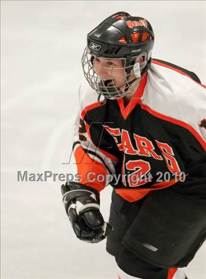 Thumbnail 1 in White Bear Lake vs Hill-Murray (Section 4AA Semifinal) photogallery.