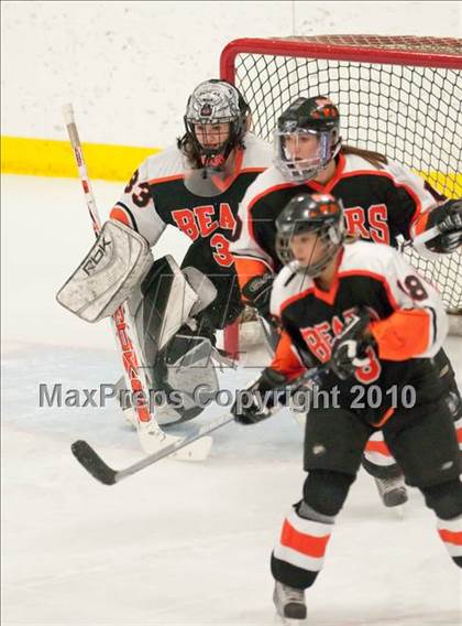 Thumbnail 1 in White Bear Lake vs Hill-Murray (Section 4AA Semifinal) photogallery.