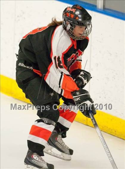 Thumbnail 1 in White Bear Lake vs Hill-Murray (Section 4AA Semifinal) photogallery.
