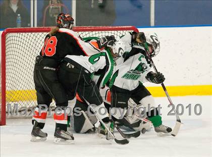 Thumbnail 2 in White Bear Lake vs Hill-Murray (Section 4AA Semifinal) photogallery.