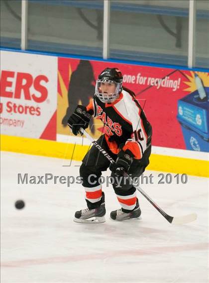 Thumbnail 1 in White Bear Lake vs Hill-Murray (Section 4AA Semifinal) photogallery.
