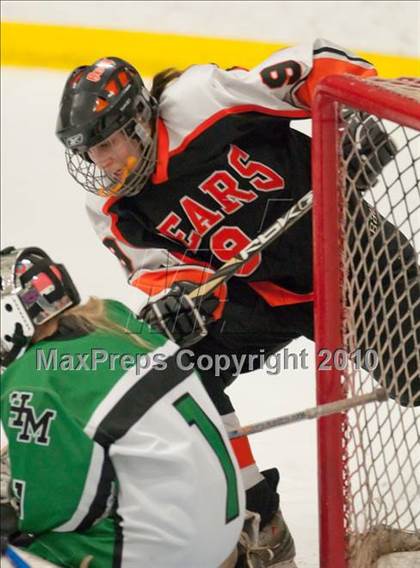 Thumbnail 3 in White Bear Lake vs Hill-Murray (Section 4AA Semifinal) photogallery.