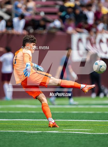 Thumbnail 1 in Seven Lakes vs Cinco Ranch (UIL Soccer 6A Region 3 Regional Final) photogallery.