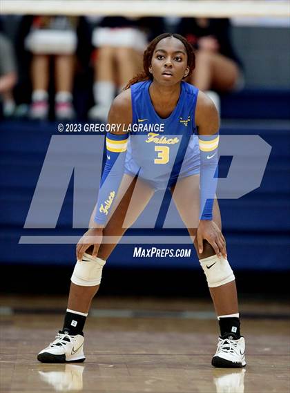 Thumbnail 1 in Frisco vs Wakeland photogallery.
