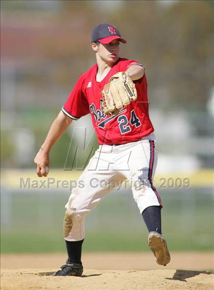 Thumbnail 3 in Byram Hills vs. Albertus Magnus (Billy Kayser Tourney) photogallery.