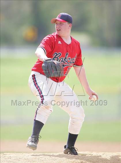 Thumbnail 3 in Byram Hills vs. Albertus Magnus (Billy Kayser Tourney) photogallery.