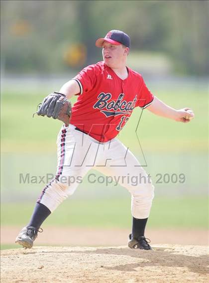 Thumbnail 1 in Byram Hills vs. Albertus Magnus (Billy Kayser Tourney) photogallery.
