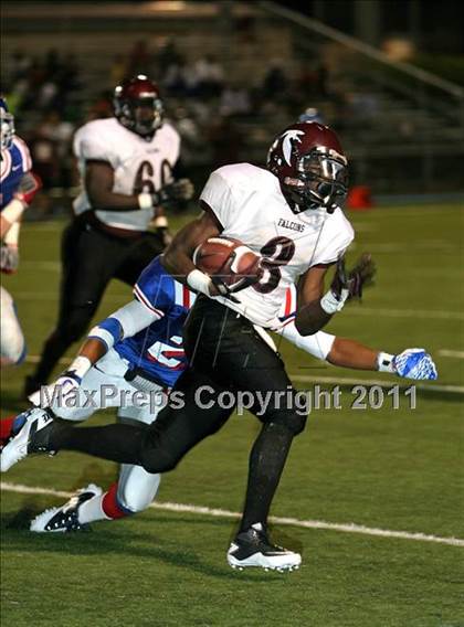 Thumbnail 3 in Kingsbury @ Memphis University photogallery.