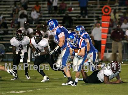 Thumbnail 3 in Kingsbury @ Memphis University photogallery.