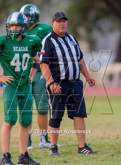 Thumbnail 2 in Roosevelt vs Reagan JV B photogallery.