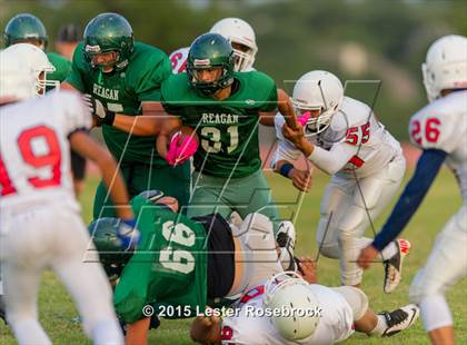 Thumbnail 2 in Roosevelt vs Reagan JV B photogallery.