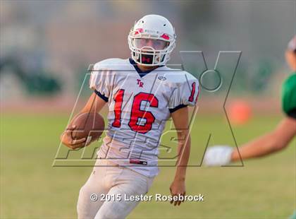 Thumbnail 3 in Roosevelt vs Reagan JV B photogallery.