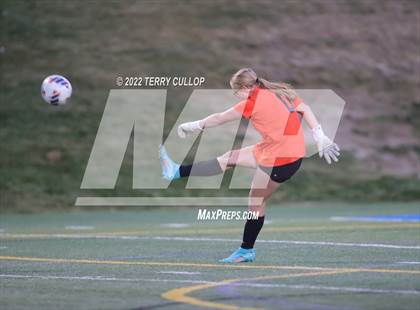 Thumbnail 1 in Skyridge vs. Davis (UHSAA 6A Semifinal) photogallery.