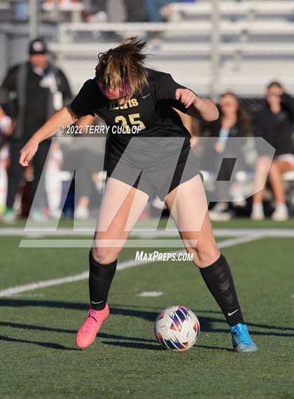Thumbnail 1 in Skyridge vs. Davis (UHSAA 6A Semifinal) photogallery.