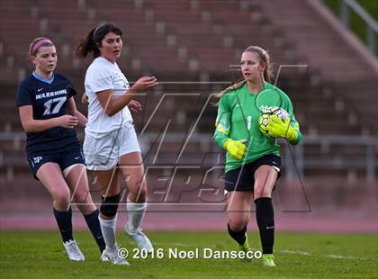 Thumbnail 3 in Sacred Heart Cathedral Preparatory vs. Valley Christian photogallery.