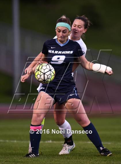 Thumbnail 3 in Sacred Heart Cathedral Preparatory vs. Valley Christian photogallery.