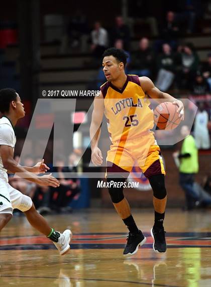 Thumbnail 2 in Loyola Academy vs. St. Patrick (War on the Shore) photogallery.