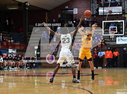 Thumbnail 3 in Loyola Academy vs. St. Patrick (War on the Shore) photogallery.