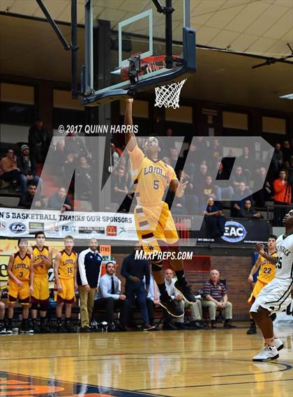 Thumbnail 3 in Loyola Academy vs. St. Patrick (War on the Shore) photogallery.