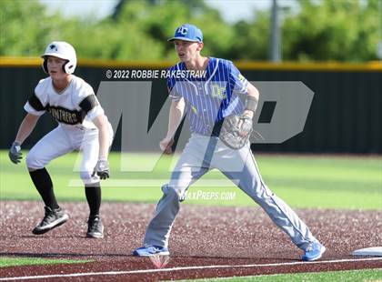 Thumbnail 3 in Dodd City @ Abbott (UIL 1A Region II Regional Final) photogallery.