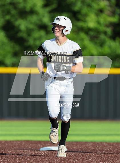 Thumbnail 2 in Dodd City @ Abbott (UIL 1A Region II Regional Final) photogallery.