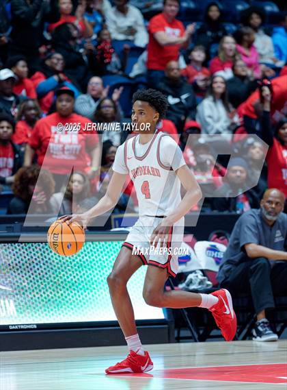Thumbnail 3 in Woodward Academy vs. Tri-Cities (GHSA 5A Finals) photogallery.