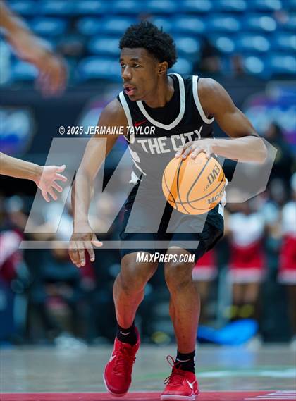 Thumbnail 2 in Woodward Academy vs. Tri-Cities (GHSA 5A Finals) photogallery.