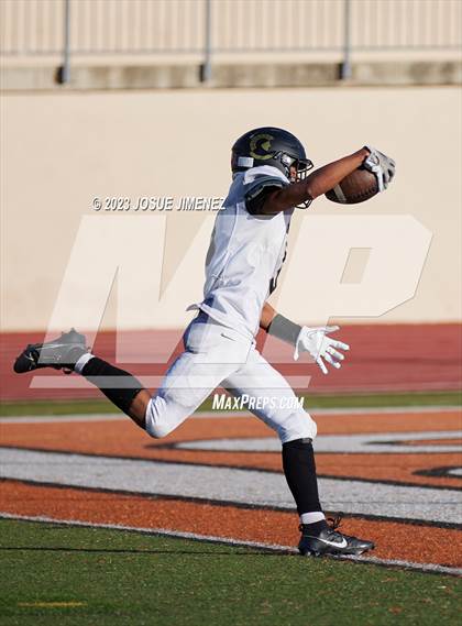 Thumbnail 1 in Holtville vs. Army-Navy (CIF SDS Division V-AA Final) photogallery.