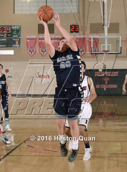 Thumbnail 3 in Nipomo vs. Glacier Peak (MaxPreps Holiday Classic) photogallery.