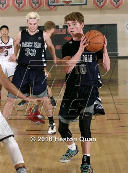 Thumbnail 3 in Nipomo vs. Glacier Peak (MaxPreps Holiday Classic) photogallery.