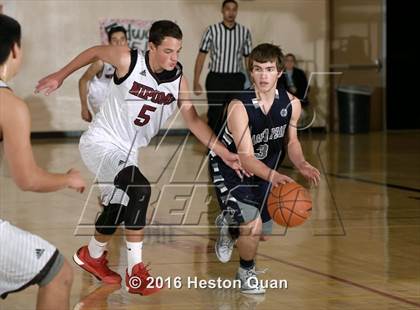 Thumbnail 3 in Nipomo vs. Glacier Peak (MaxPreps Holiday Classic) photogallery.