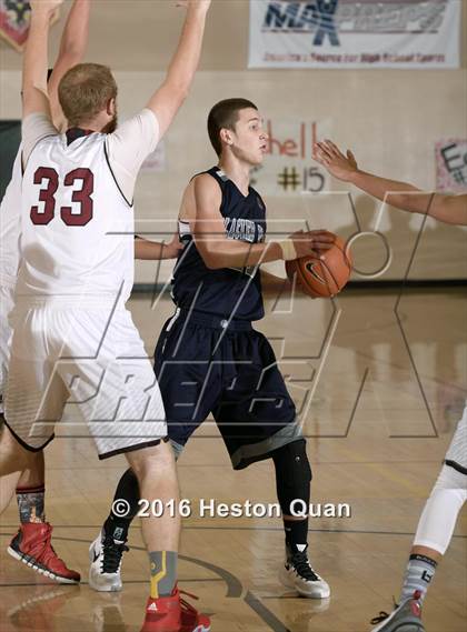 Thumbnail 1 in Nipomo vs. Glacier Peak (MaxPreps Holiday Classic) photogallery.