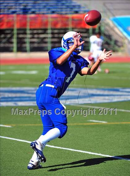 Thumbnail 2 in Bell Gardens @ San Marino photogallery.