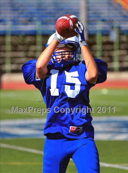 Thumbnail 3 in Bell Gardens @ San Marino photogallery.