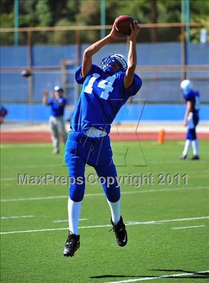 Thumbnail 1 in Bell Gardens @ San Marino photogallery.
