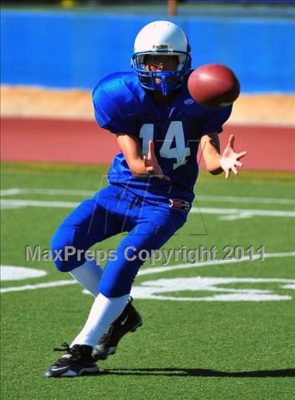 Thumbnail 1 in Bell Gardens @ San Marino photogallery.