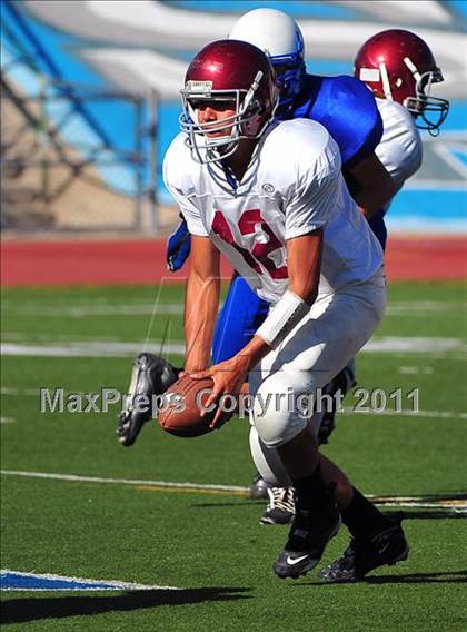 Thumbnail 1 in Bell Gardens @ San Marino photogallery.