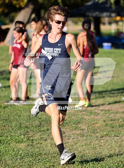 Thumbnail 1 in SJS Metro League Center Meet #1 photogallery.