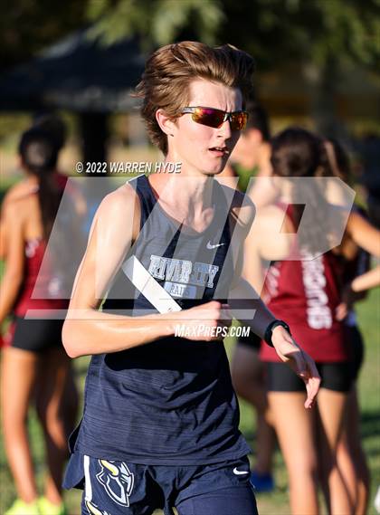 Thumbnail 2 in SJS Metro League Center Meet #1 photogallery.