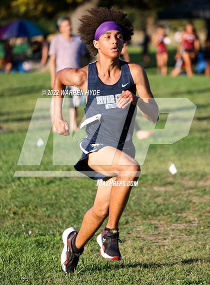 Thumbnail 2 in SJS Metro League Center Meet #1 photogallery.