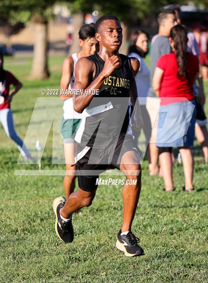 Thumbnail 1 in SJS Metro League Center Meet #1 photogallery.