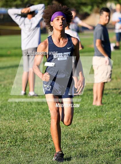 Thumbnail 3 in SJS Metro League Center Meet #1 photogallery.
