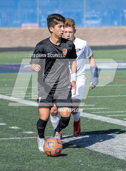 Thumbnail 2 in Pinnacle vs. Corona del Sol (AIA 6A Quarterfinal Playoff) photogallery.