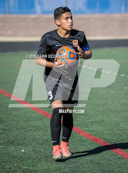Thumbnail 1 in Pinnacle vs. Corona del Sol (AIA 6A Quarterfinal Playoff) photogallery.