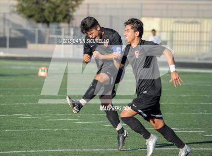 Thumbnail 2 in Pinnacle vs. Corona del Sol (AIA 6A Quarterfinal Playoff) photogallery.