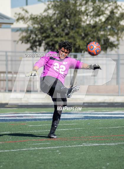 Thumbnail 3 in Pinnacle vs. Corona del Sol (AIA 6A Quarterfinal Playoff) photogallery.