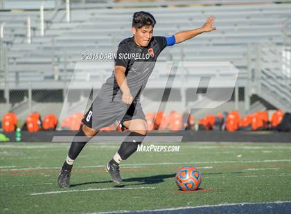Thumbnail 2 in Pinnacle vs. Corona del Sol (AIA 6A Quarterfinal Playoff) photogallery.