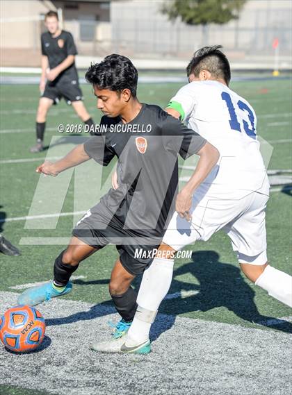 Thumbnail 1 in Pinnacle vs. Corona del Sol (AIA 6A Quarterfinal Playoff) photogallery.